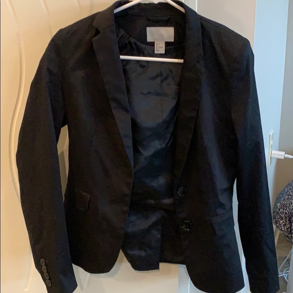 Black blazer—H&M size 4